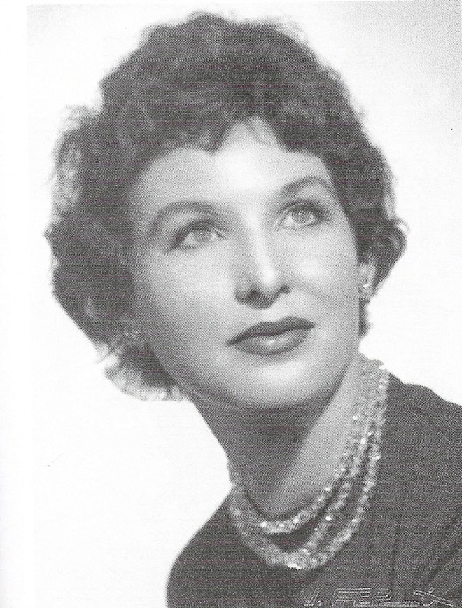 María Beneyto.